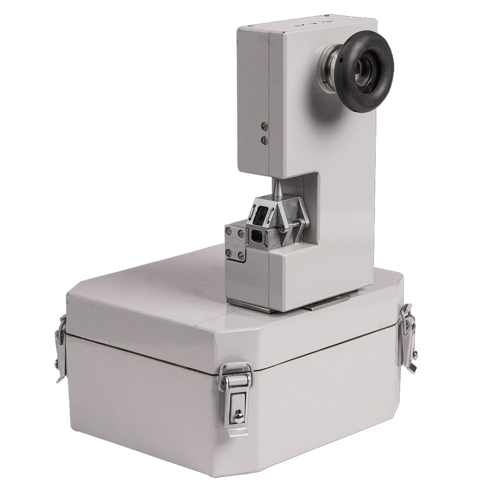 Рефрактометр КОМЗ «Карат-МТ» (ИРФ-456)