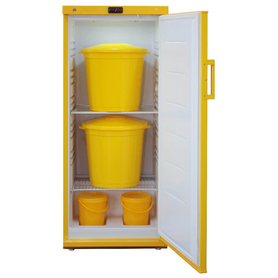 Холодильник Бирюса 2502 для хранения медицинских отходов класса Б фото2